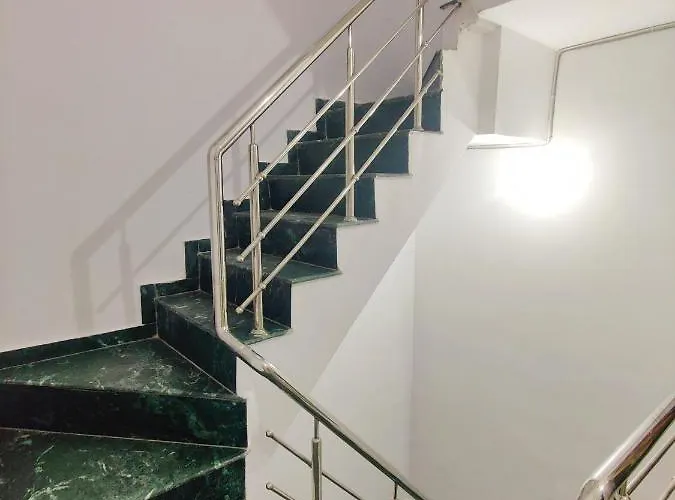 Kohinoor Guest House